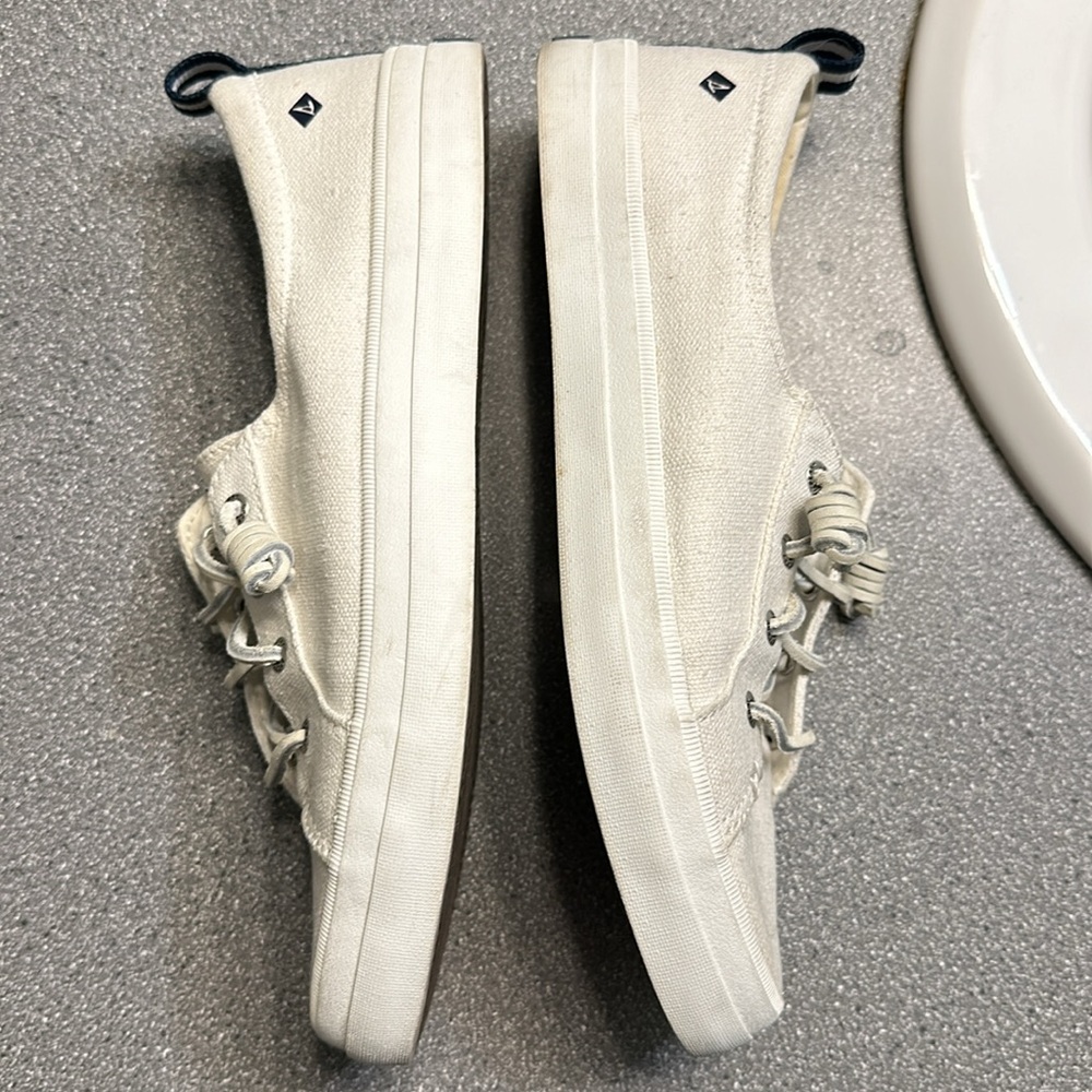 Sperry White Sneaker size 9 - Picture 3 of 5